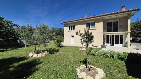 À vendre - Maison individuelle, 6 pièces située à Eauze (32800)