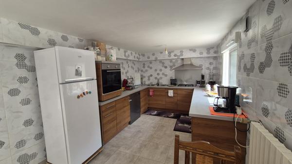 À vendre - Maison individuelle, 6 pièces située à Eauze (32800)