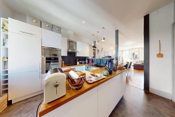 Magnifique duplex T4 climatisé au dernier étage – secteur rue Pichon / Place des Vosges