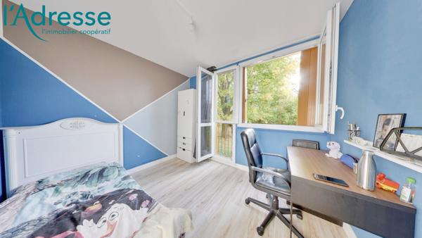 Appartement Noisy Le Grand 4 pièce(s) 65 m2