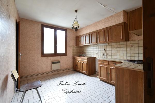 Maison à vendre 7 pièces DIZY (51) dissocié en 1 appartement et une maison plus 3 garages, 2 terrasses,