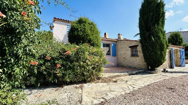 Pennes-Mirabeau (13170) Maison d'Exception Exposée Plein Sud avec Vue sur Colline - Type 5, 4 Chambres, Piscine et Pool House