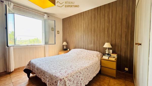 Pennes-Mirabeau (13170) Maison d'Exception Exposée Plein Sud avec Vue sur Colline - Type 5, 4 Chambres, Piscine et Pool House