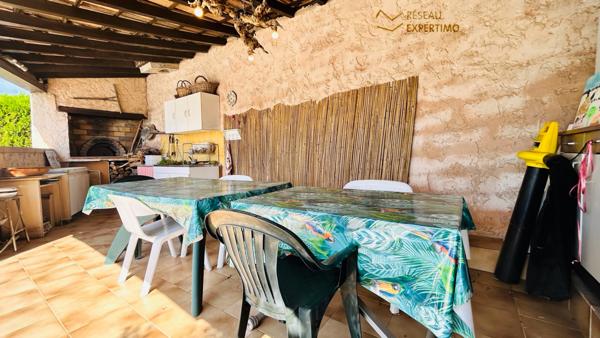 Pennes-Mirabeau (13170) Maison d'Exception Exposée Plein Sud avec Vue sur Colline - Type 5, 4 Chambres, Piscine et Pool House