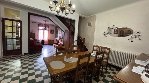 Maison  5 pièce(s) 117 m2  proche centre ville ABBEVILLE