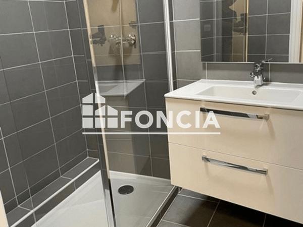 Location Appartement 2 pièces 43.97 m² - 12 RUE SAINT MAURICE Cahors 46000