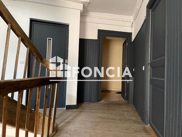 Location Appartement 2 pièces 43.97 m² - 12 RUE SAINT MAURICE Cahors 46000