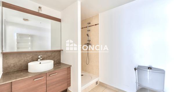 À vendre Studio 27.49 m² - Courbevoie 92400