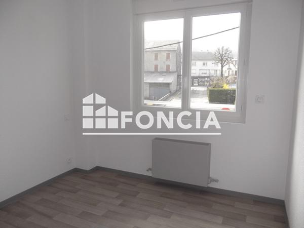 Location Maison 4 pièces 75.4 m² - 19 BOULEVARD JEAN JAURES Lacaune 81230
