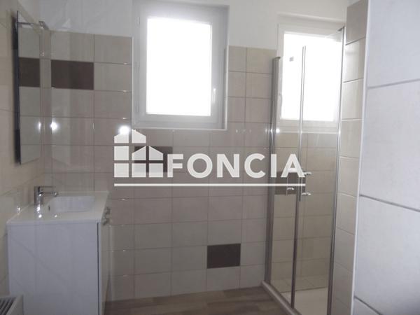 Location Maison 4 pièces 75.4 m² - 19 BOULEVARD JEAN JAURES Lacaune 81230