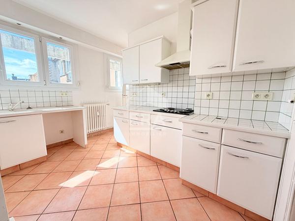 BOULOGNE SUR MER A VENDRE APPARTEMENT ASCENSEUR 3 CHAMBRES BALCON PARKING