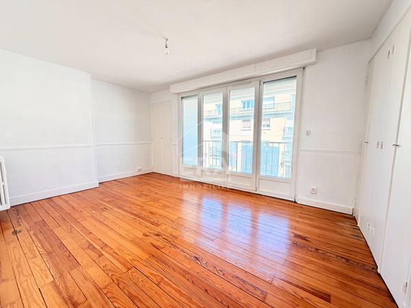BOULOGNE SUR MER A VENDRE APPARTEMENT ASCENSEUR 3 CHAMBRES BALCON PARKING