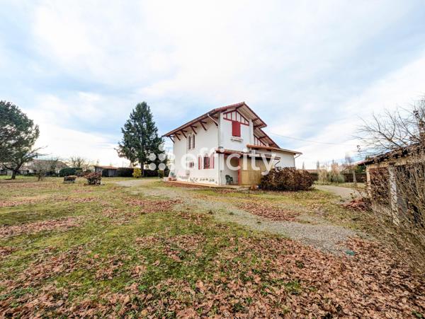 Maison
         4 pièces
        - 107 m² Exclusivité 138 000 € *