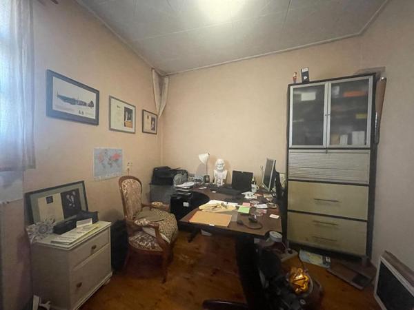 Maison de ville avec garage et balcon - Béziers