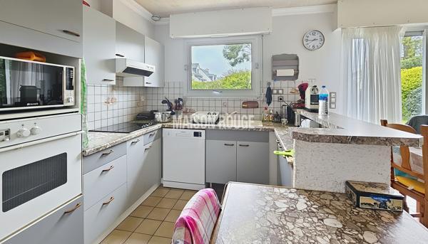 Propriété d'exception à Saint Gildas de Rhuys Deux maisons, 7 chambres, piscine chauffée, commerces et plages à pied