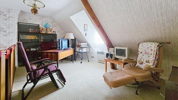 Propriété d'exception à Saint Gildas de Rhuys Deux maisons, 7 chambres, piscine chauffée, commerces et plages à pied