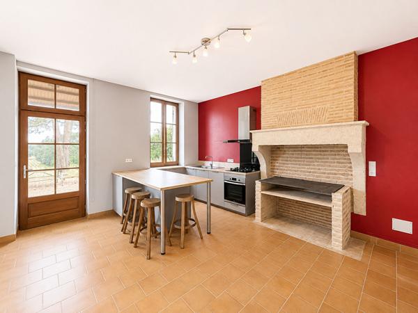 A LOUER MAISON DE 152 M2 HABITABLES AVEC VUE DOMINANTE SUR LES COTEAUX - SECTEUR LE PIAN SUR GARONNE , Langon