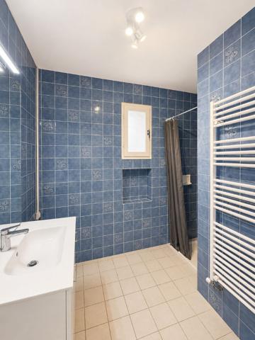 A LOUER MAISON DE 152 M2 HABITABLES AVEC VUE DOMINANTE SUR LES COTEAUX - SECTEUR LE PIAN SUR GARONNE , Langon