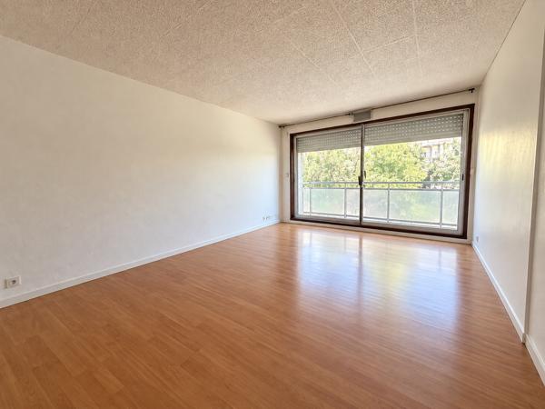 2 pièces de 51m² avec Balcon