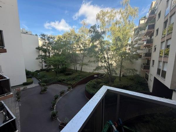2 pièces de 51m² avec Balcon