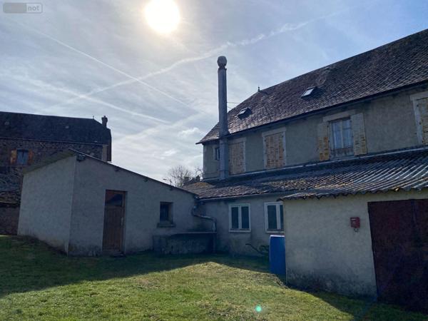 Maison à vendre à Anglards-de-Salers dans le Cantal (15380), ref : 15060/1061