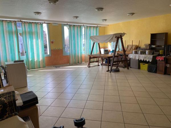 Maison à vendre à Anglards-de-Salers dans le Cantal (15380), ref : 15060/1061