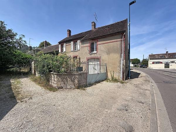 Maison 3 chambre(s) à vendre - Étigny, Yonne - 89