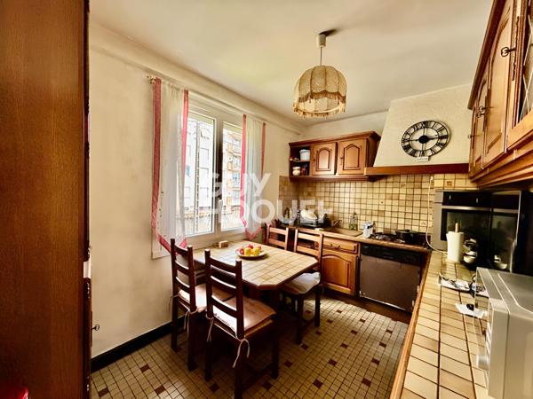 MAISON À VENDRE DE 7 PIÈCES DE 147,00 M²