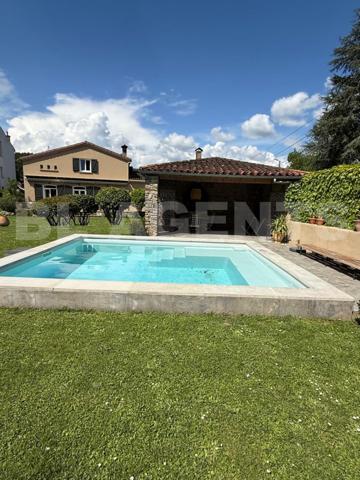 maison/villa 8 pièce(s) 260 m2