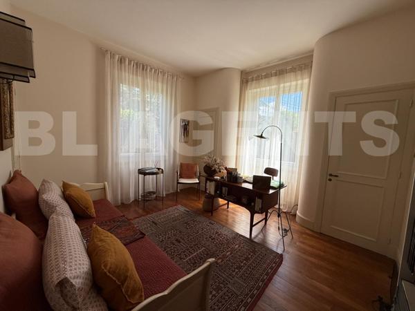 maison/villa 8 pièce(s) 260 m2