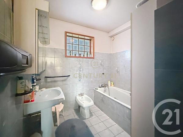 Maison à vendre  6 pièces - 172,49 m 2   NOISY LE GRAND  - 93