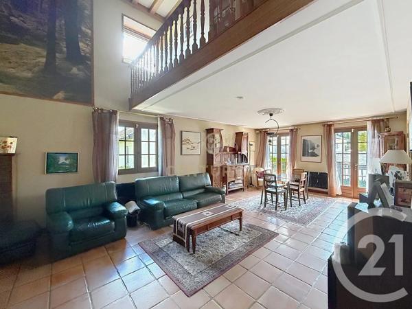 Maison à vendre  6 pièces - 172,49 m 2   NOISY LE GRAND  - 93