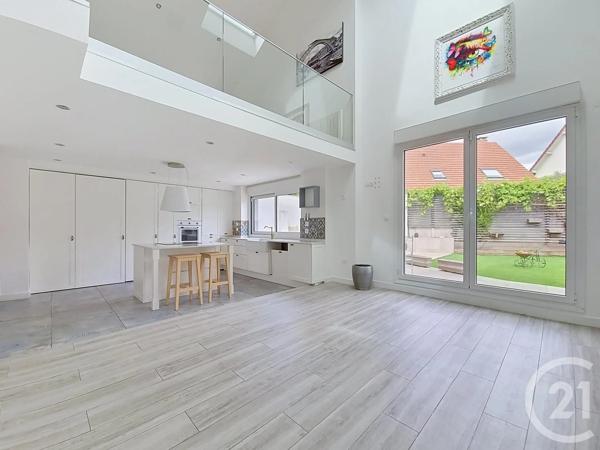 Maison à vendre  6 pièces - 172,49 m 2   NOISY LE GRAND  - 93