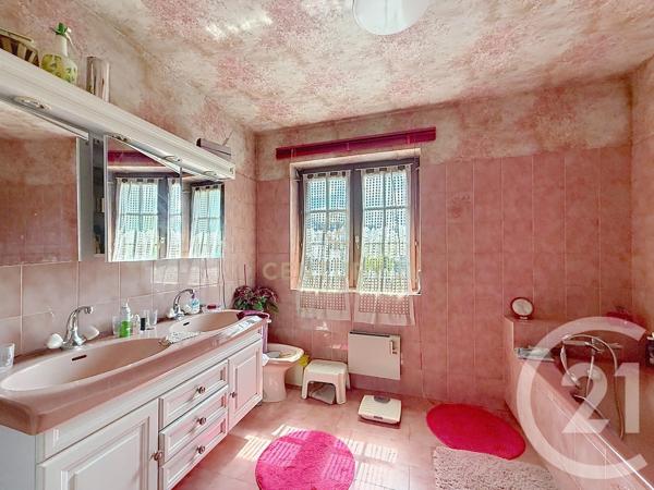Maison à vendre  6 pièces - 172,49 m 2   NOISY LE GRAND  - 93