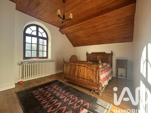 Maison à vendre 8 pièces 185 m² Bézenet