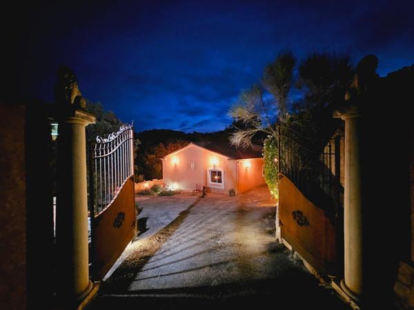 Maison à vendre    4 pièces •  Limoux