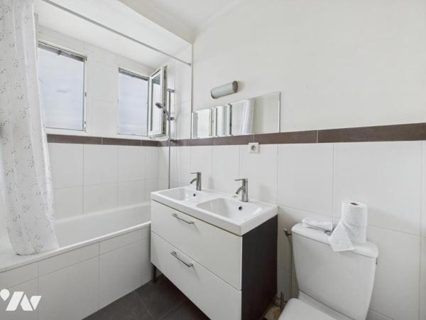 2 PIECES PARIS 15ème