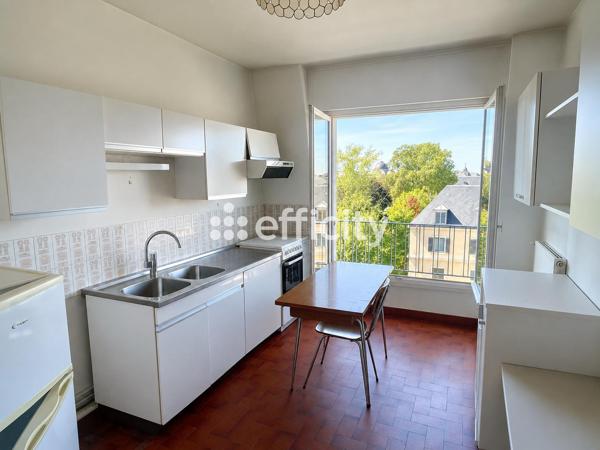 Appartement
         2 pièces
        - 66 m² Exclusivité 385 000 € *