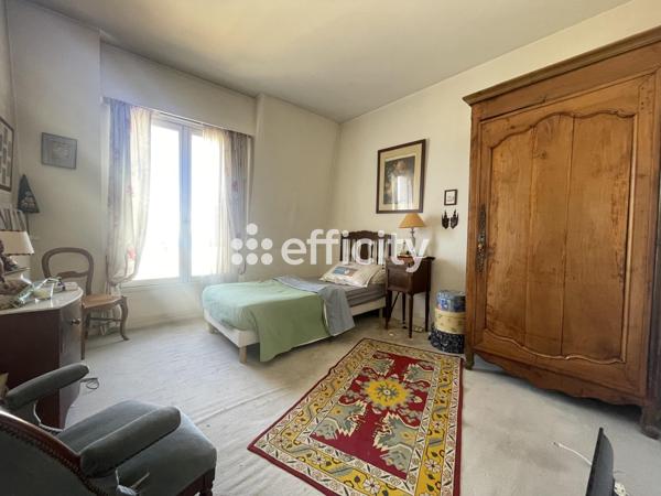 Appartement
         2 pièces
        - 66 m² Exclusivité 385 000 € *