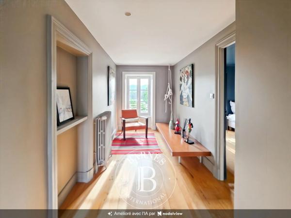 Lezoux, Propriété 5 Chambres -  360 m² à vendre
