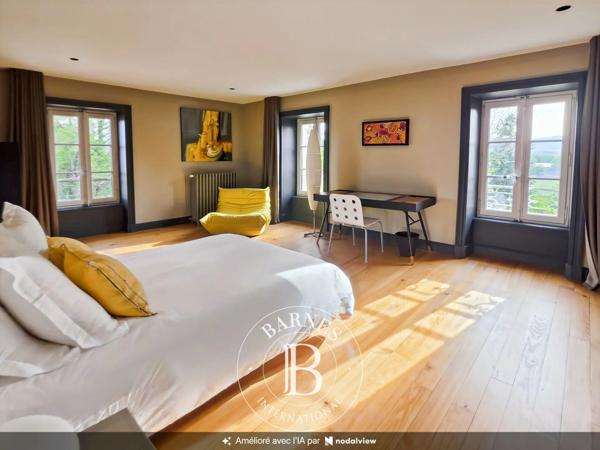Lezoux, Propriété 5 Chambres -  360 m² à vendre