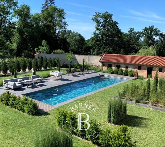 Lezoux, Propriété 5 Chambres -  360 m² à vendre