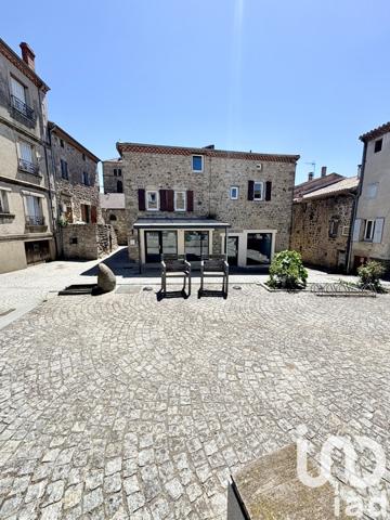 Appartement 3 pièces de 74 m² à Colombier-le-Jeune (07270)