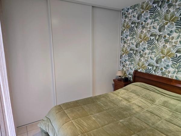 Maison à vendre 5 pièces VIAS (34)