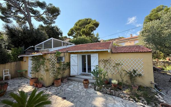 Maison à louer    4 pièces •  Sanary-sur-Mer