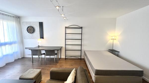 Grand Studio Meublé