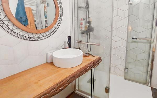 Maison à vendre    3 pièces •  Bourret