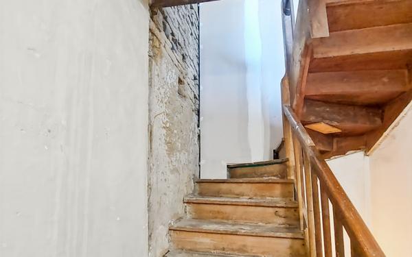 Maison à vendre    3 pièces •  Bourret