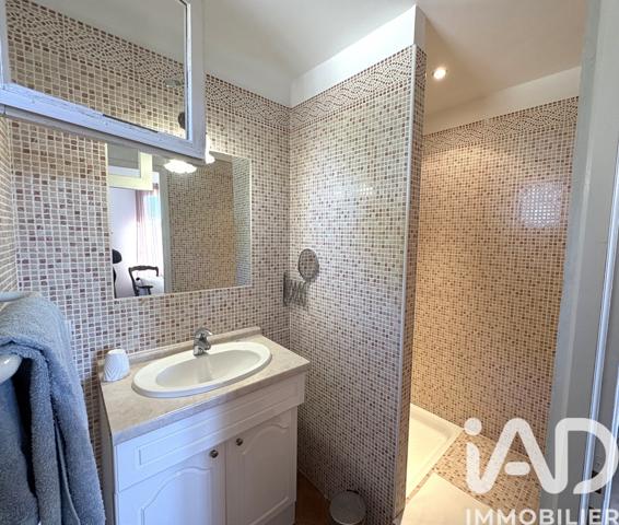 Maison à vendre 7 pièces 200 m² Saint-Rémy-de-Provence