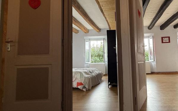 Maison à vendre    5 pièces •  Les Laubies